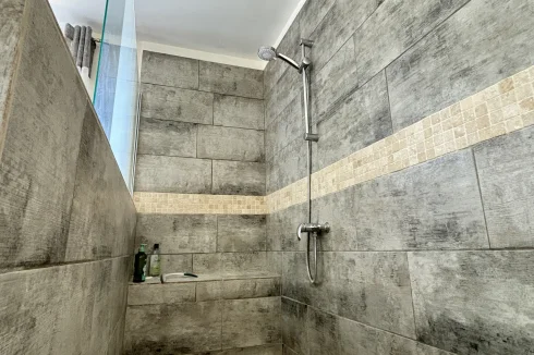 Shower room -suite