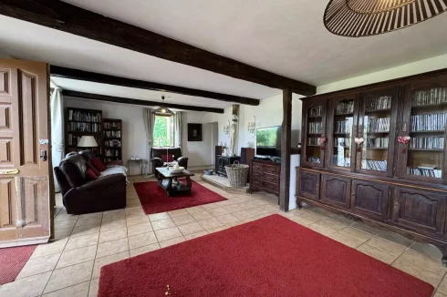 Entrance_living