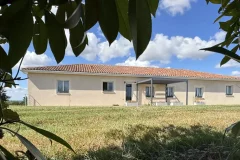 2017 Build High Standard, Single Storey Villa