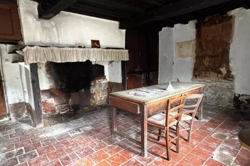 Previous dining