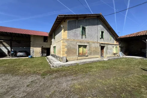 An Old Farm to Restore