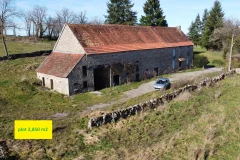 Charming Stone Farmhouse to Renovate – 130 m² + Large Barn, Cellar & Garage – 2,850 m² of Land