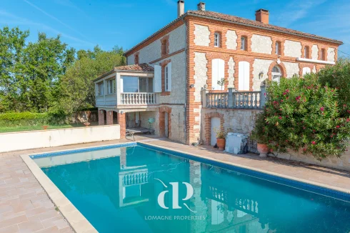 Charming Maison De Maître with 14 Hectares