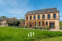 Maison De Maître with Courtyard Living & Guest Gîte in the Heart of Lomagne