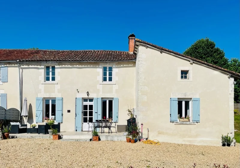 Character house in a quiet location