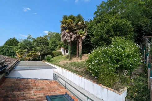 New kitchen roof and garden view