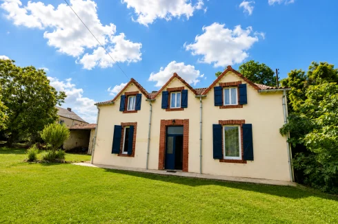 Charming Farmhouse with Garden in the Heart of Madiran