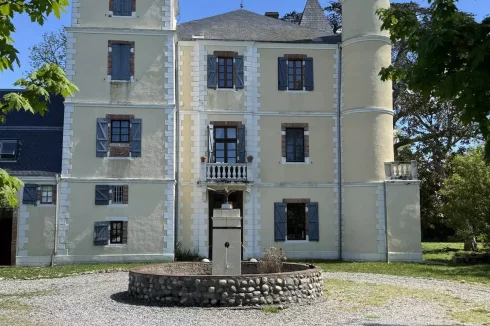 Façade and Fountain