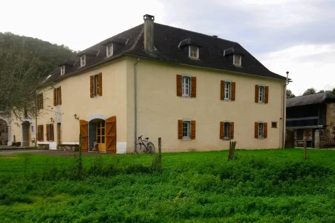 Large Farmhouse Dating from the 18th Century, Completely Renovated