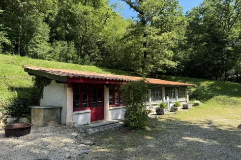 Poolhouse and storage