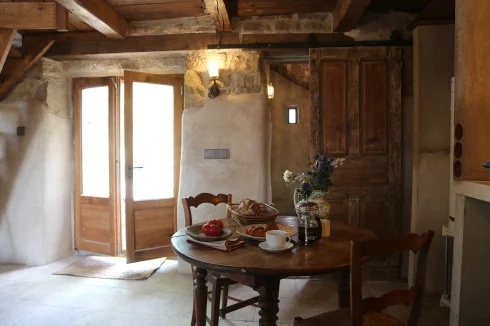 Gite dining area in kitchen