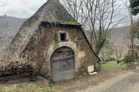 Barn for restoration