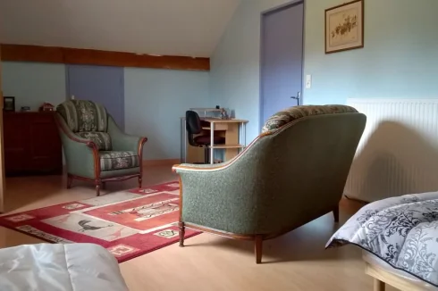2nd floor bedroom