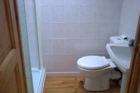 Salle de bain, attenante au lit 3