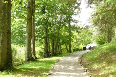 chemin menant aux baignades