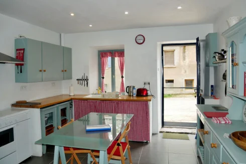 Modern kitchen