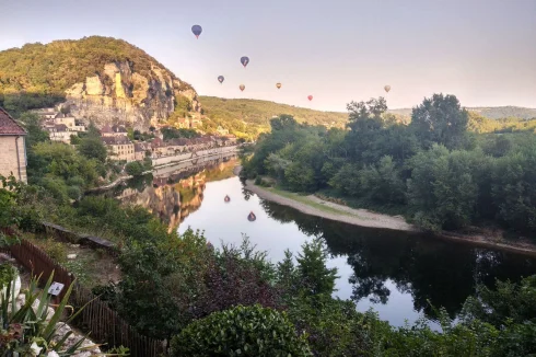 A common view from the house (and some balloons dropped in)