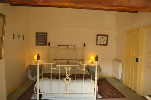 Les Pyrenees Bedroom