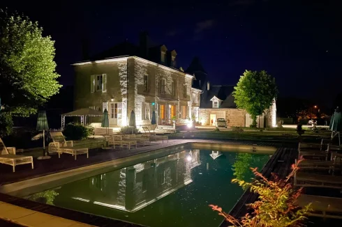 Moulin Bleu Luxury Riverside Manoir - Profitable Chambres D'hôtes / Boutique Hotel / Wedding & Seminar Venue