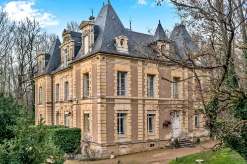 East and south sides - alternative view