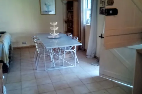 gite dining room
