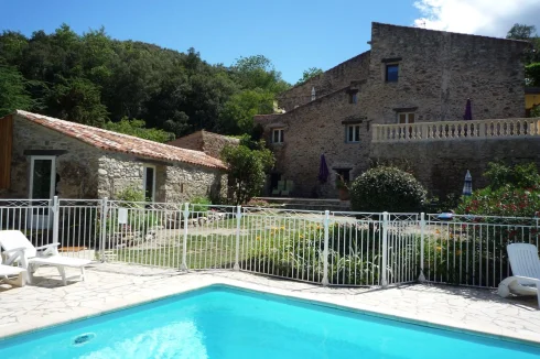 Beautiful, Restored 2-Bedroom Apartment, Multiple Aspects for Morning or Evening Sun, in Ancient Catalan Farmhouse, with…