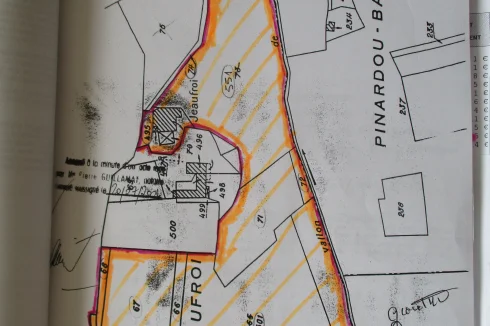 Outline of the property. N to top