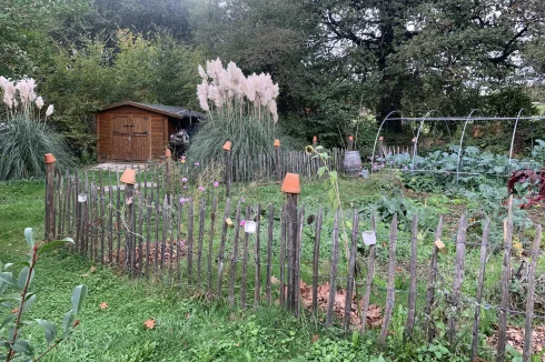 The cabanon 10m2 in the vegetable garden