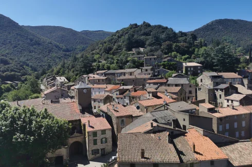 Le village à l'ouest à peu près.