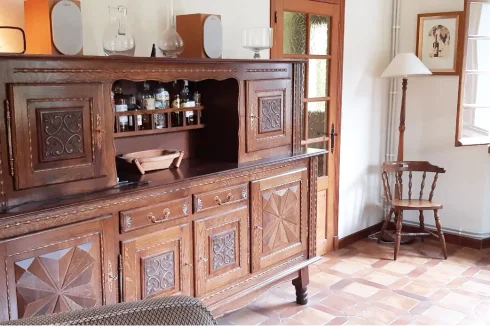 Sideboard cabinet