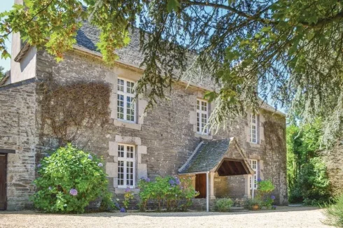 Stunning 17th Century Manoir Close to Carantec Beaches and Bay of Morlaix