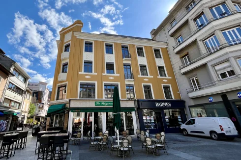 1st Floor Appartment in Fully Renovated Modernist Art-Deco Building, Dated 1928, in the Heart of Thonon-Les-Bains