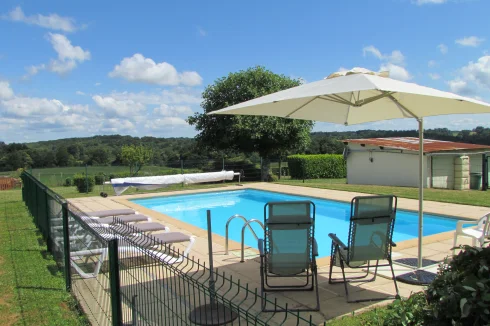 Pool with amazing views across the Dordogne.