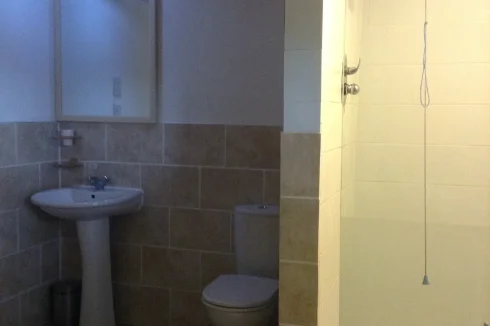 Main bathroom