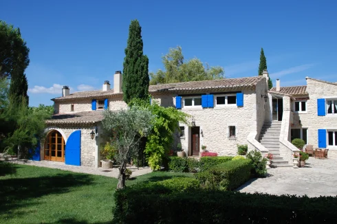 Stoned Mas Provencal Dated 1800 with Swimming Pool and Pool House