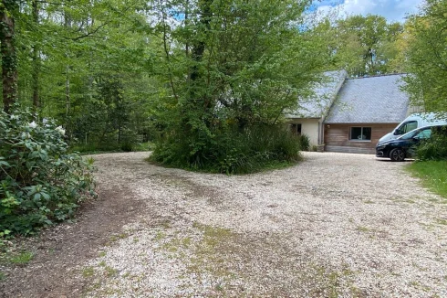 House in Private Forest Estate