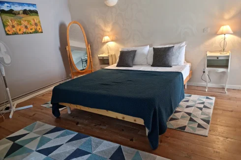 Farmhouse bedroom 5