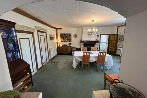 Dining room viewed from lounge