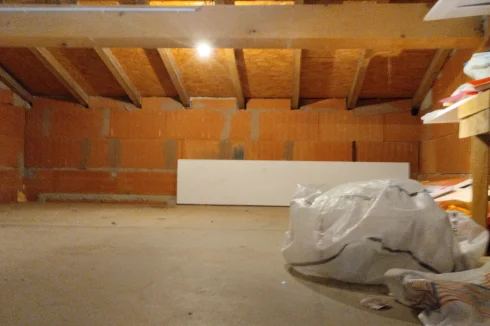 Grenier dans le garage