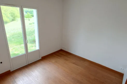 Bedroom 10.66m² (with closet space)