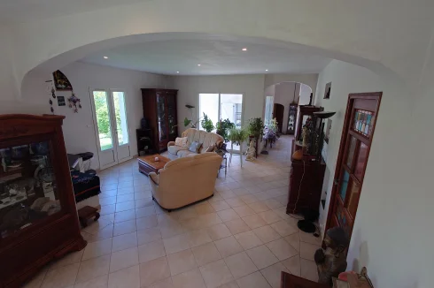 Living room, lunchroom