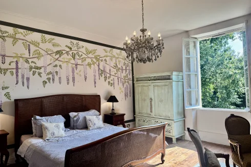 Wisteria Room 1