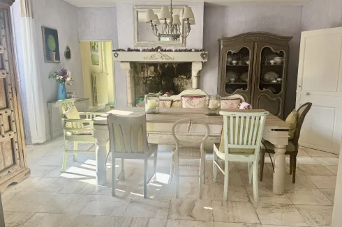 Breakfast Room
