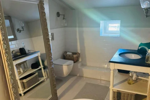 First Guest Bathroom 1