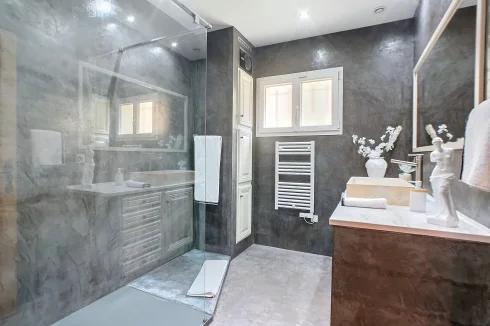 Salle d'eau RDC