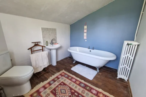 Upstairs bathroom