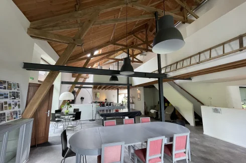 Lounge and breakfast room