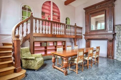 formal dining room