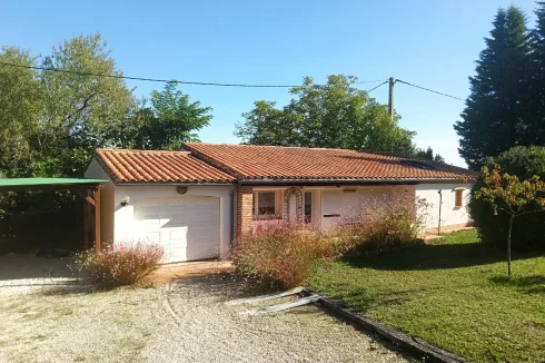 Dépendance 58 M2 + garage motorisé