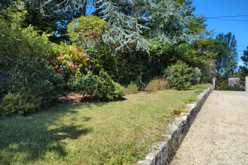 West driveway